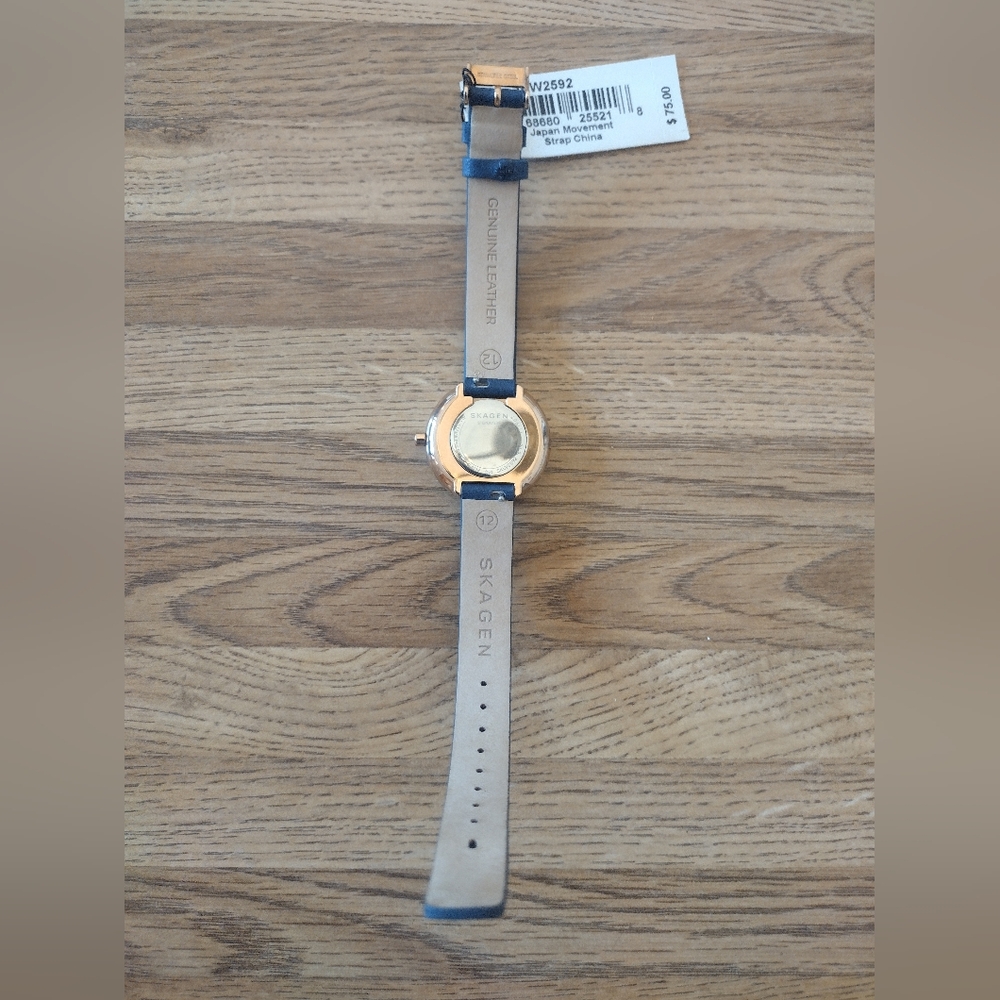 Women's Skagen SKW2592 Signatur Blue Leather 30MM Quartz Watch - Picture 3 of 5